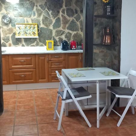 Casa Del Limonero Apartment Guaro Luaran gambar